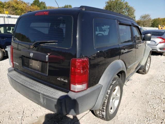 1D8GU28K68W117628 - 2008 DODGE NITRO SXT BLACK photo 4