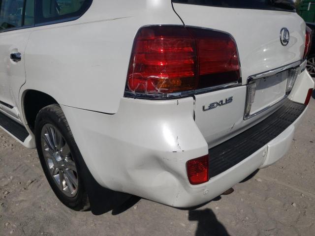 JTJHY00W384012578 - 2008 LEXUS LX 570 WHITE photo 9