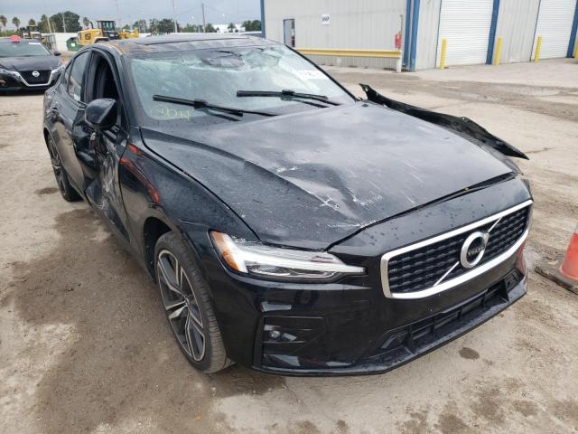 7JR102FM5KG012800 - 2019 VOLVO S60 T5 R-D BLACK photo 4