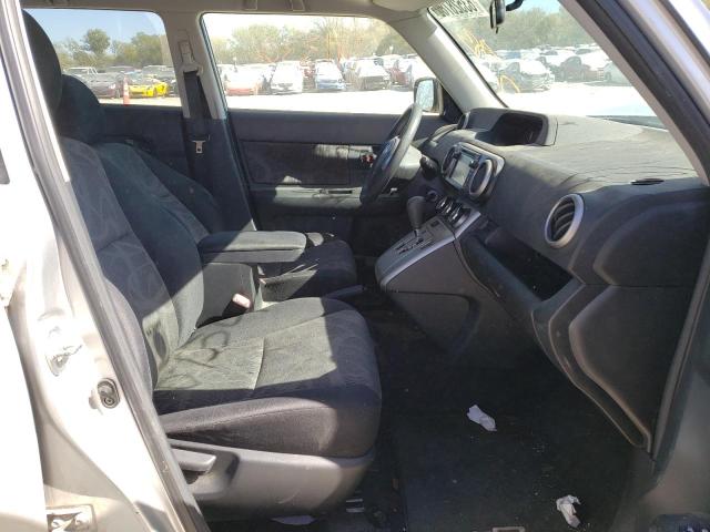 JTLZE4FE3FJ072546 - 2015 TOYOTA SCION XB ვერცხლისფერი ფოტო 5