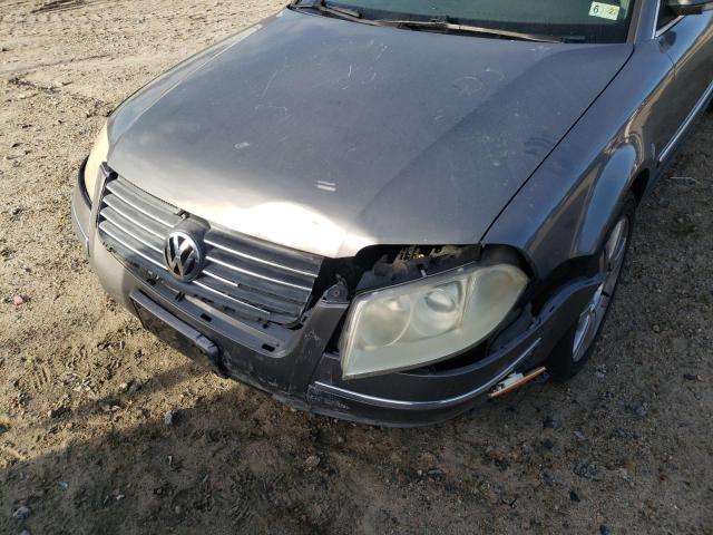 WVWRU63BX5E072488 - 2005 VOLKSWAGEN PASSAT GLX Boz foto 9