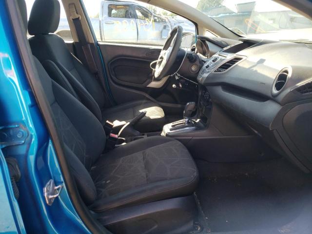 3FADP4EJXCM101639 - 2012 FORD FIESTA SE BLUE photo 5