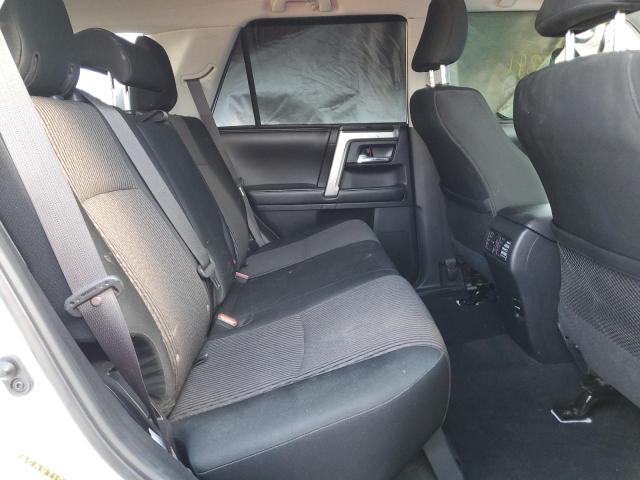 JTEBU5JR3J5540126 - 2018 TOYOTA 4RUNNER SR 白色 照片 6