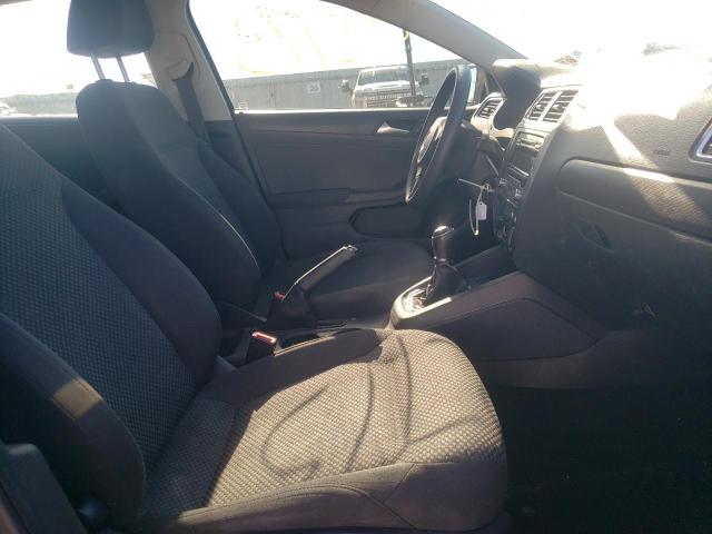 3VW1K7AJ3CM361204 - 2012 VOLKSWAGEN JETTA BASE أسود صورة 5