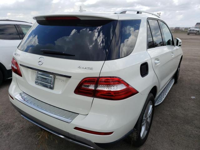 4JGDA5HB0CA063546 - 2012 MERCEDES-BENZ ML 350 4MA WHITE photo 4