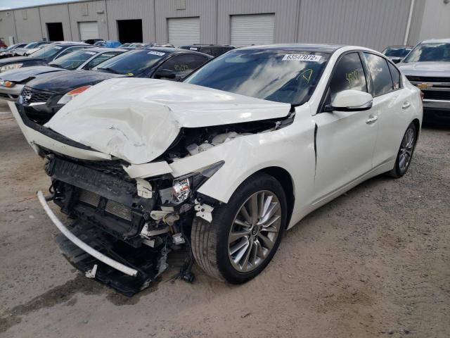 JN1EV7AP2JM352456 - 2018 INFINITI Q50 LUXE WHITE photo 2