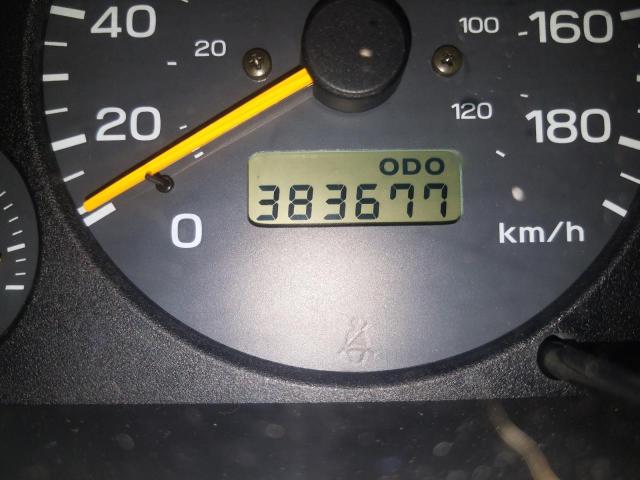 JF1SF6550WH770441 - 1998 SUBARU FORESTER S WHITE photo 8