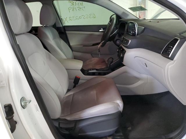 KM8J23A48KU898985 - 2019 HYUNDAI TUCSON SE WHITE photo 5