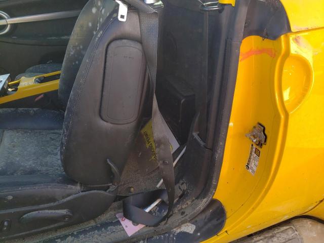 1GCES14P44B112131 - 2004 CHEVROLET SSR 黄色 照片 9