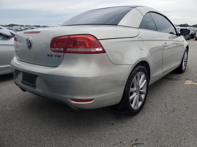 WVWBW7AH2CV015093 - 2012 VOLKSWAGEN EOS KOMFOR 银色 照片 4