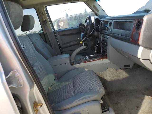 1J8HG48N66C266953 - 2006 JEEP COMMANDER 银色 照片 5