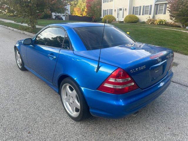 WDBKK65F91F200388 - 2001 MERCEDES-BENZ SLK 320 BLUE photo 3