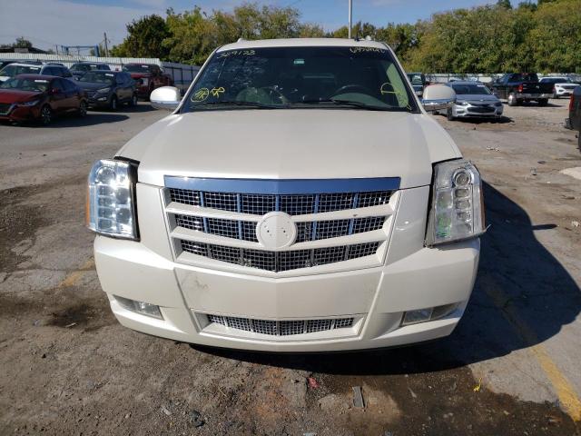 1GYS4JEF3DR329173 - 2013 CADILLAC ESCALADE E WHITE photo 9