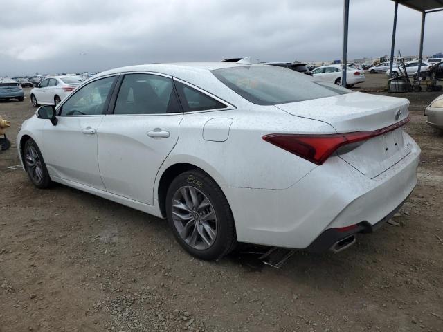 4T1JZ1FB8NU076280 - 2022 TOYOTA AVALON XLE WHITE photo 2