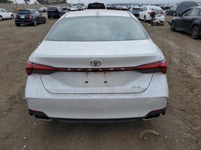 4T1JZ1FB8NU076280 - 2022 TOYOTA AVALON XLE WHITE photo 6