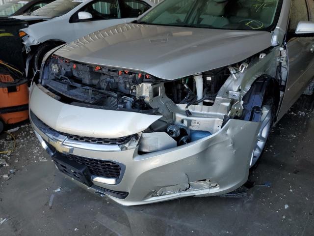 1G11C5SL2FF324789 - 2015 CHEVROLET MALIBU 1LT თაფლისფერი ფოტო 9