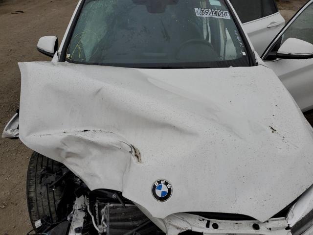 WBXHT3C31J5L25409 - 2018 BMW X1 XDRIVE2 WHITE photo 12