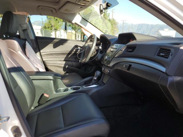 19UDE2F33HA009847 - 2017 ACURA ILX BASE W WHITE photo 5