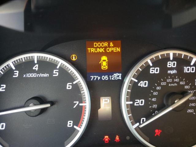 19UDE2F33HA009847 - 2017 ACURA ILX BASE W WHITE photo 8