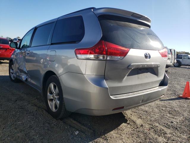 5TDKK3DC1BS092549 - 2011 TOYOTA SIENNA LE SILVER photo 3