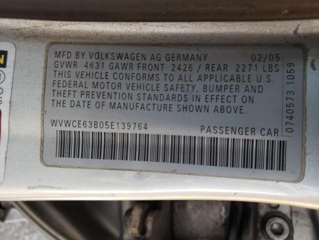 WVWCE63B05E139764 - 2005 VOLKSWAGEN PASSAT GLS SILVER photo 10