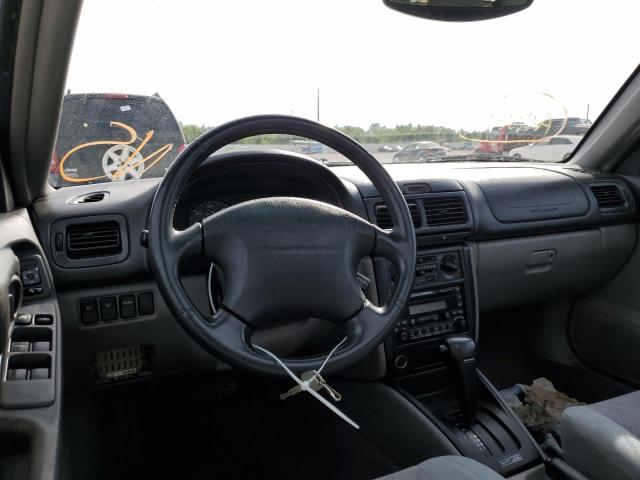 JF1SF65671H713672 - 2001 SUBARU FORESTER S SILVER photo 8