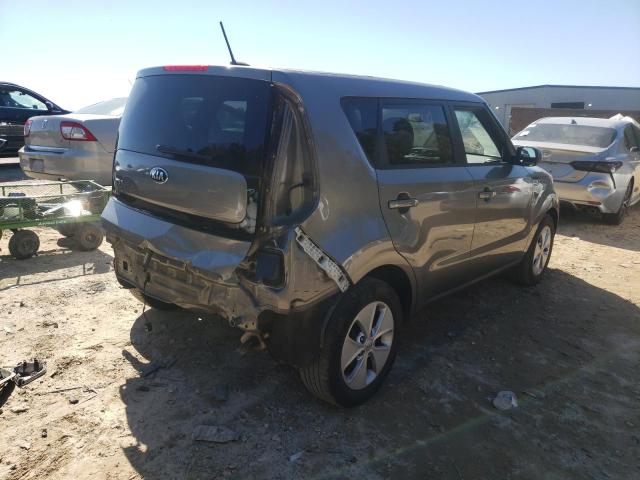 KNDJN2A24F7221134 - 2015 KIA SOUL GRAY photo 4