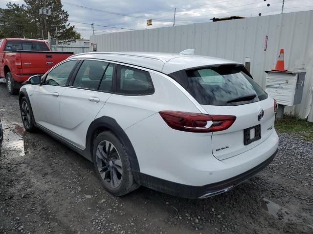 W04GU8SXXJ1152613 - 2018 BUICK REGAL TOUR WHITE photo 3