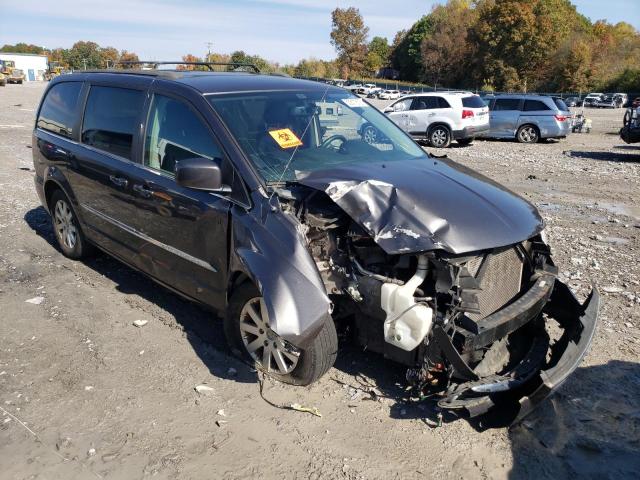 2C4RC1BG0FR611563 - 2015 CHRYSLER TOWN & COU GRAY photo 1