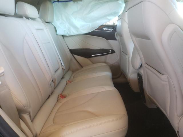 5LMCJ2C92KUL20943 - 2019 LINCOLN MKC SELECT ნაცრისფერი ფოტო 6