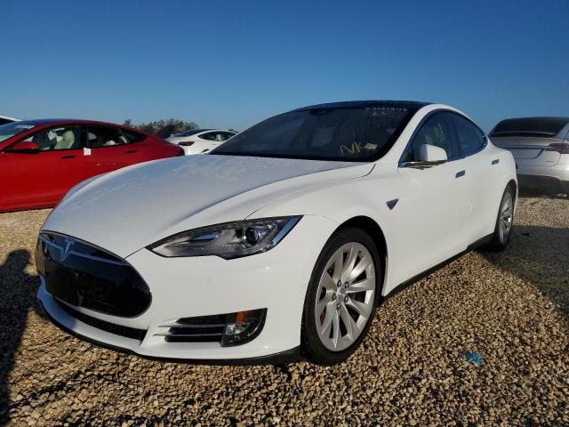 5YJSA1E21GF135358 - 2016 TESLA MODEL S WHITE photo 2