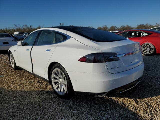 5YJSA1E21GF135358 - 2016 TESLA MODEL S WHITE photo 3