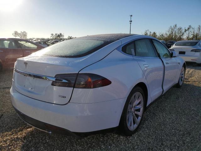 5YJSA1E21GF135358 - 2016 TESLA MODEL S Սպիտակ լուսանկար 4