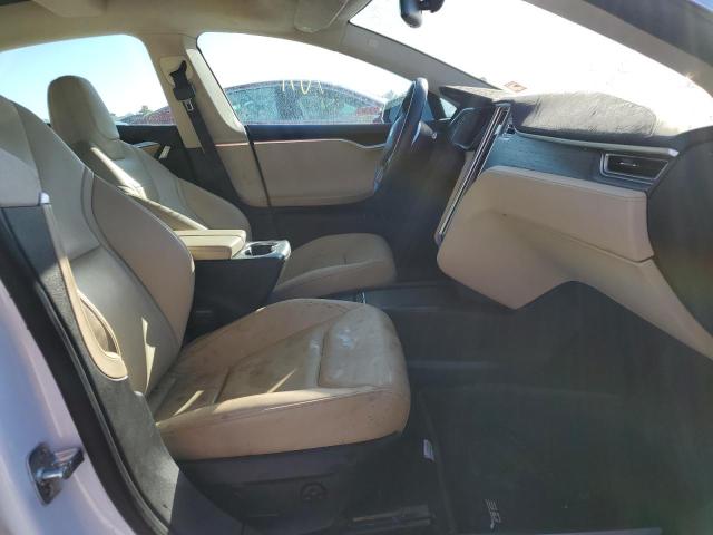 5YJSA1E21GF135358 - 2016 TESLA MODEL S Սպիտակ լուսանկար 5