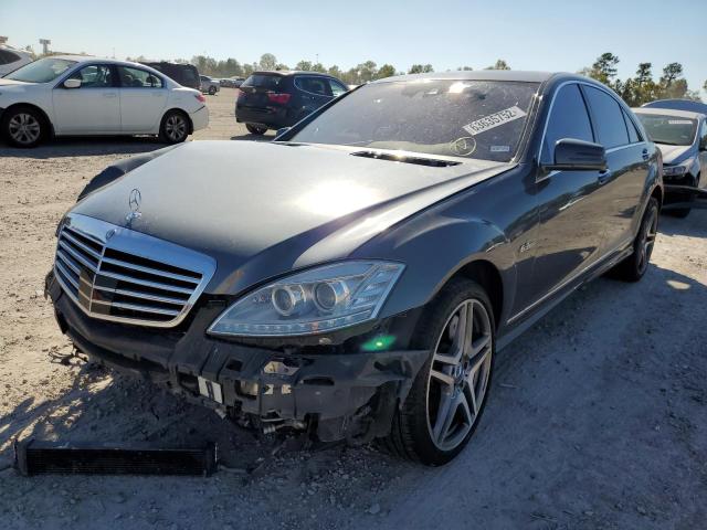 WDDNG7HB6AA295817 - 2010 MERCEDES-BENZ S 63 AMG GRAY photo 2