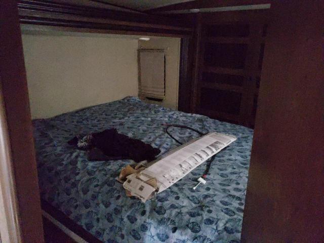 4X4FSBM24HU****** - 2017 SALM FOREST RIV WHITE photo 5