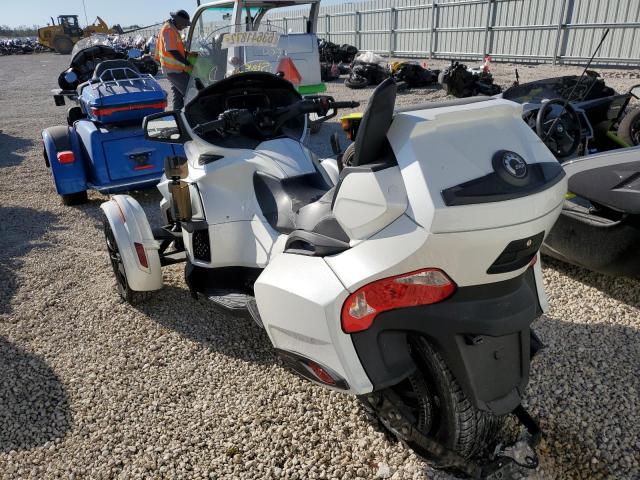 2BXNBDD22JV004469 - 2018 CAN-AM SPYDER ROA WHITE photo 3