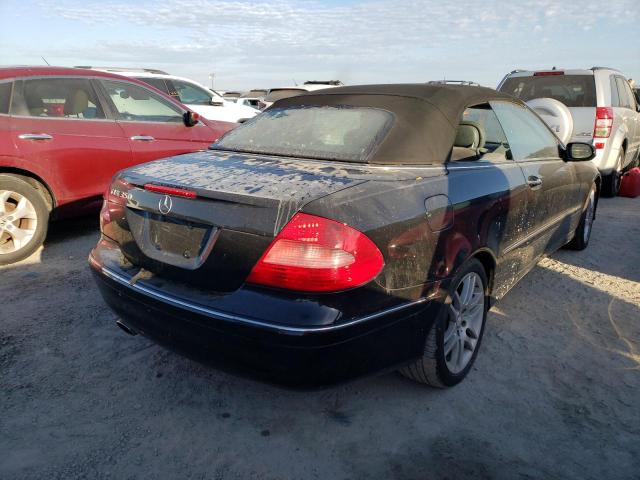 WDBTK56FX8T096857 - 2008 MERCEDES-BENZ CLK 350 BLACK photo 4