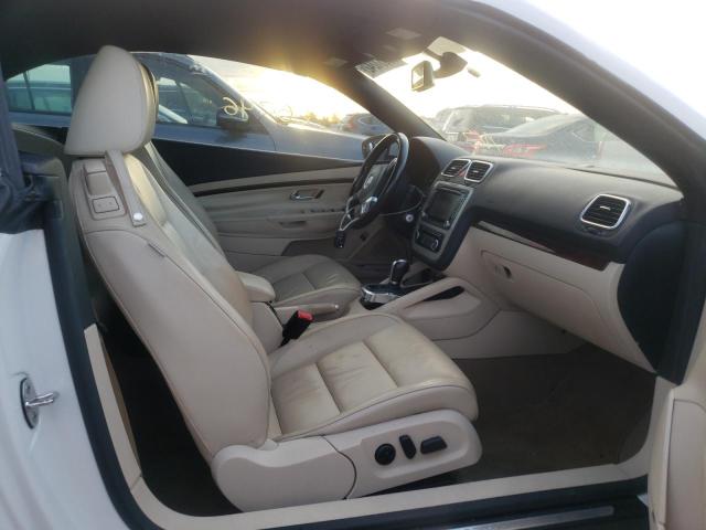 WVWFW7AH3CV014942 - 2012 VOLKSWAGEN EOS LUX Biały zdjęcie 5