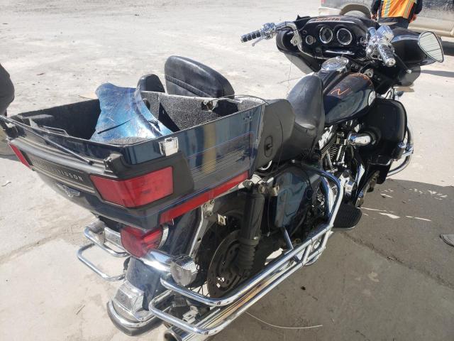 1HD1FCW164Y611919 - 2004 HARLEY-DAVIDSON FLHTCUI 蓝色 照片 4