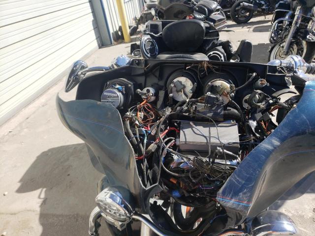 1HD1FCW164Y611919 - 2004 HARLEY-DAVIDSON FLHTCUI 蓝色 照片 9