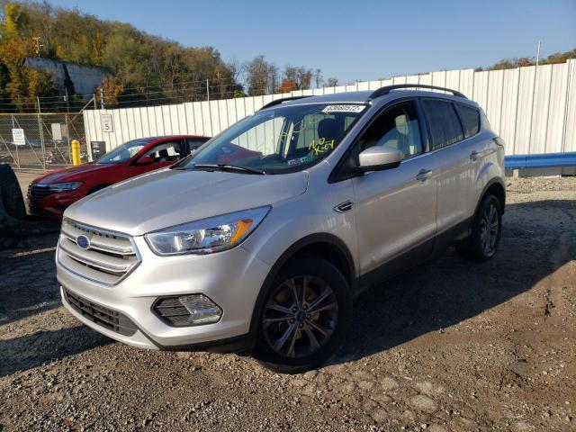 1FMCU9GD2JUD16472 - 2018 FORD ESCAPE SE GRAY photo 2