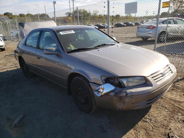 4T1BG22K4XU876180 - 1999 TOYOTA CAMRY 4D 2 TAN photo 1