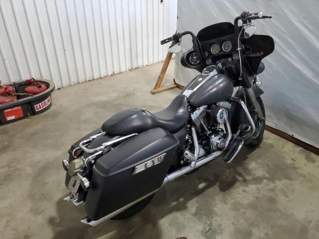 1HD1FCW185Y646706 - 2005 HARLEY-DAVIDSON FLHTCUI 黑色 照片 4