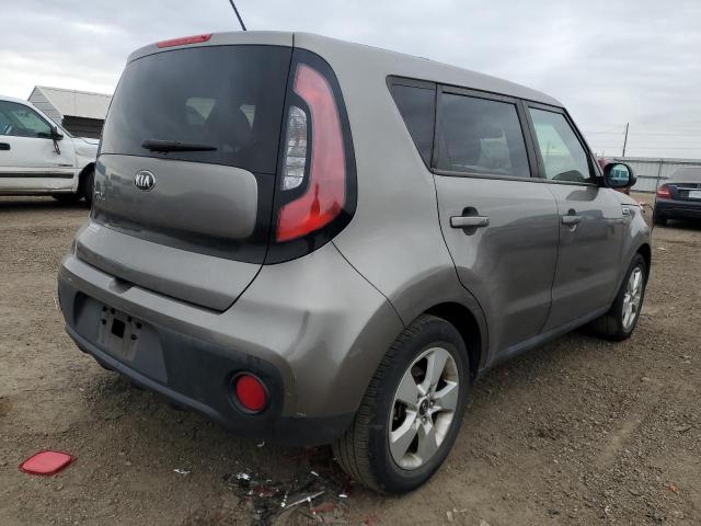 KNDJN2A24J7561604 - 2018 KIA SOUL GRAY photo 4