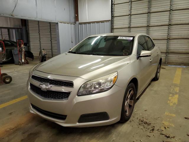 1G11C5SA1DF299640 - 2013 CHEVROLET MALIBU 1LT ბეჟი ფოტო 2
