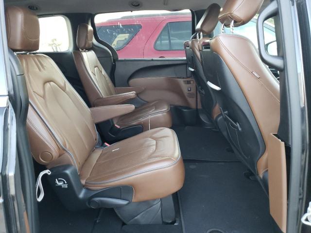 2C4RC1GG7JR115127 - 2018 CHRYSLER PACIFICA L BLACK photo 6