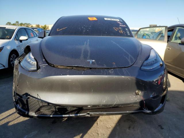 7SAYGDEEXNF481767 - 2022 TESLA MODEL Y رمادي صورة 5