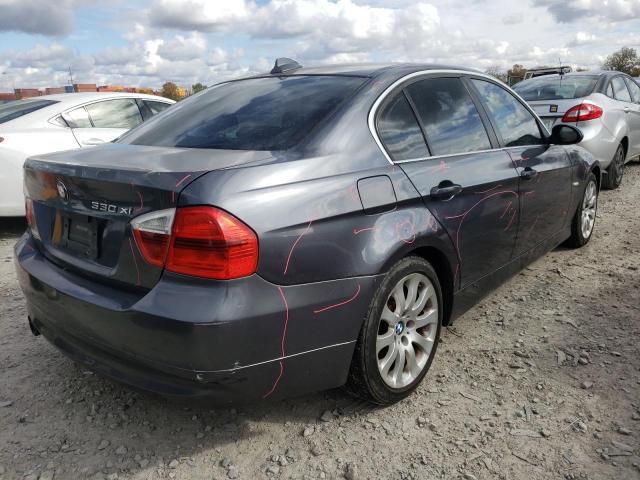 WBAVD33516KV63197 - 2006 BMW 330 XI GRAY photo 4