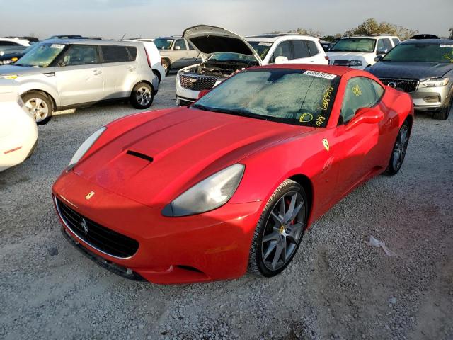 ZFF65TJA2E0203260 - 2014 FERRARI CALIFORNIA RED photo 2